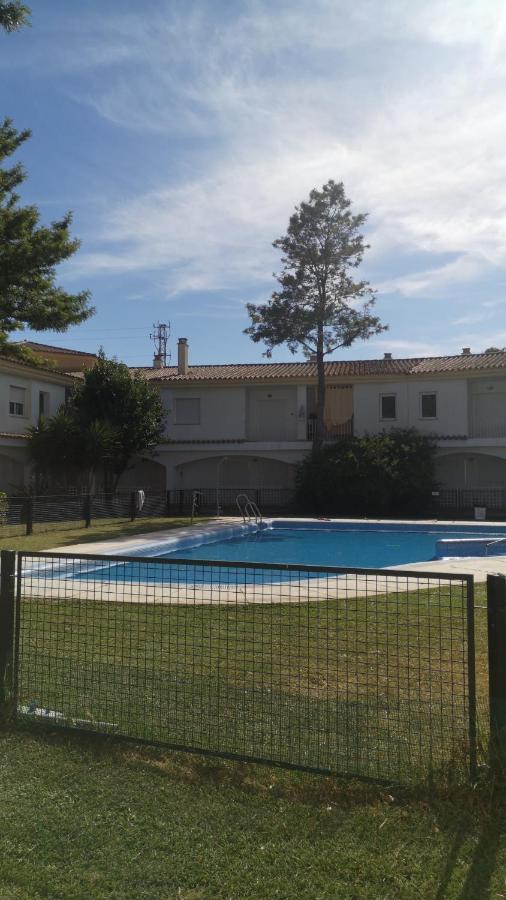 Entres Dos Paraisos: Zahara De Los Atunes Y Tarifa La Zarzuela Exterior foto